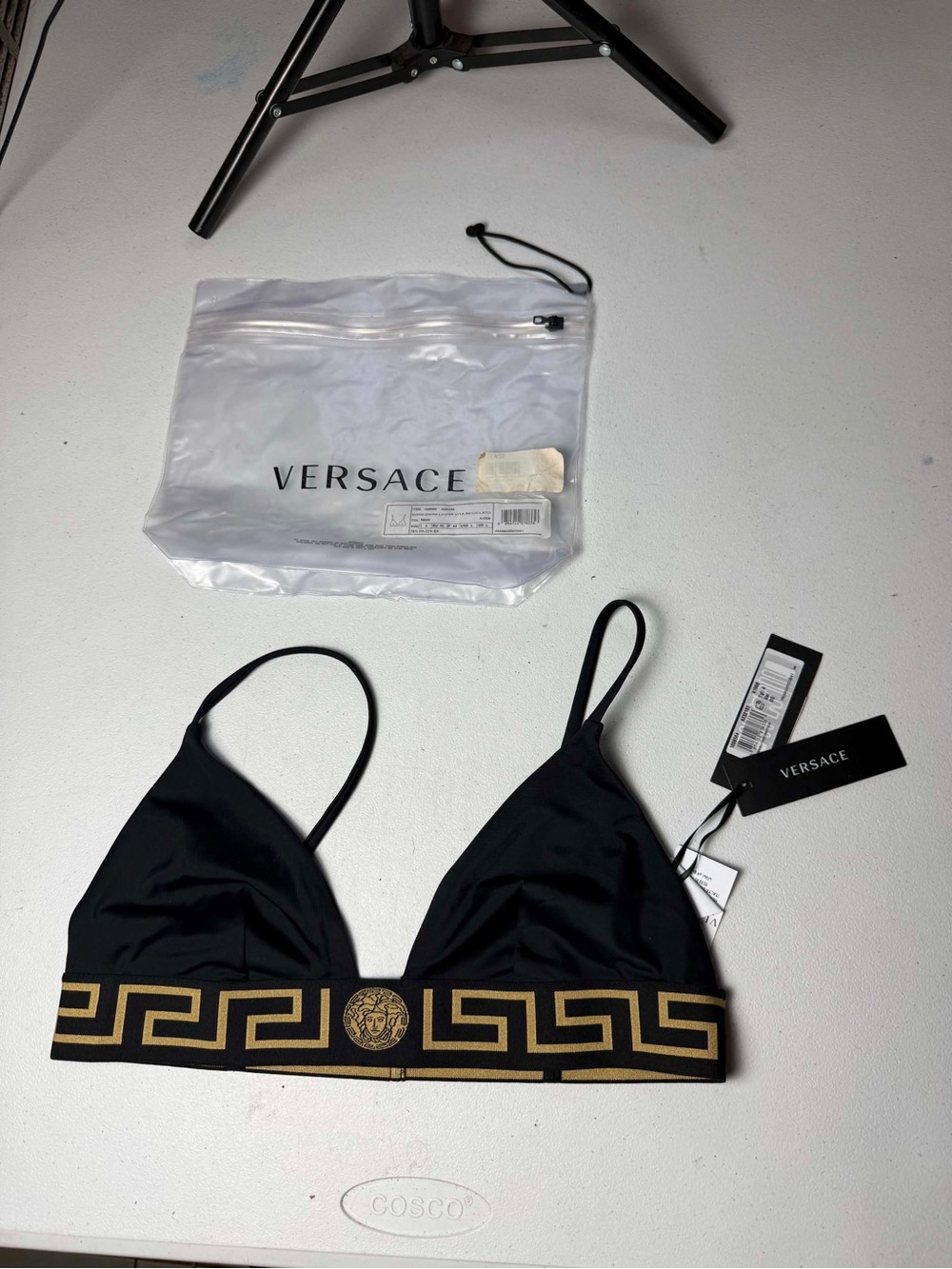 New Versace
Greca Border Bralette Bikini
Top Sz 4